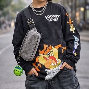 Looney Toons Long Sleeve Graphic Shirt (medium) RePop